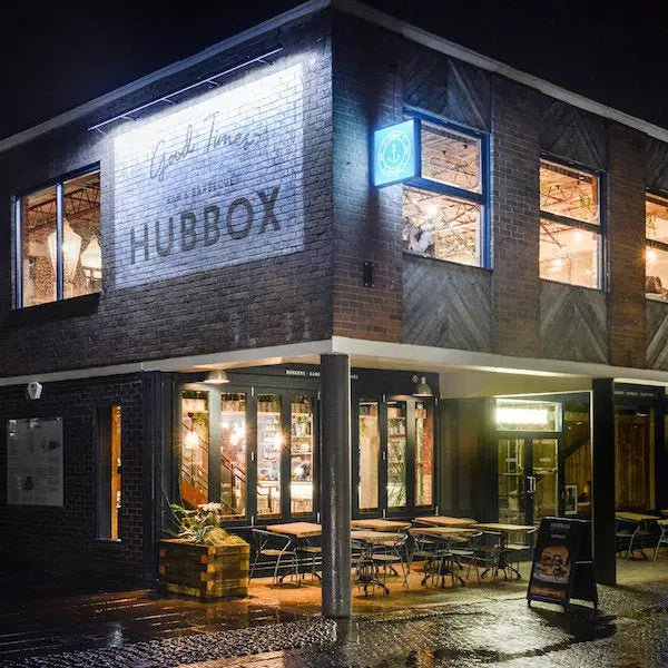 HUBBOX, EXETER | LIGHTING SUPPLY | INTERIOR BY SIMPLE SIMON DESIGN | PHOTOGRAPHY BY GREG MOSS - DYKE & DEAN