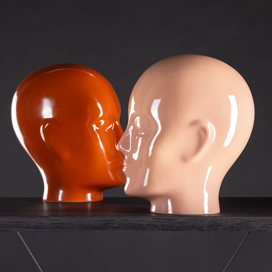 Glazed porcelain decorative head in a Katy Paty colour
