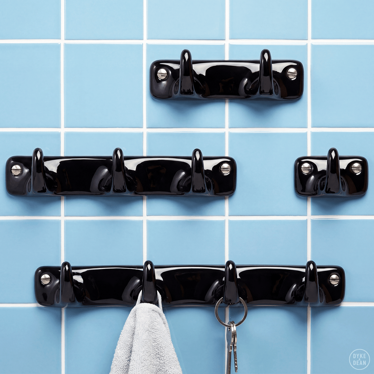 BLACK PORCELAIN HOOK 3 - DYKE & DEAN